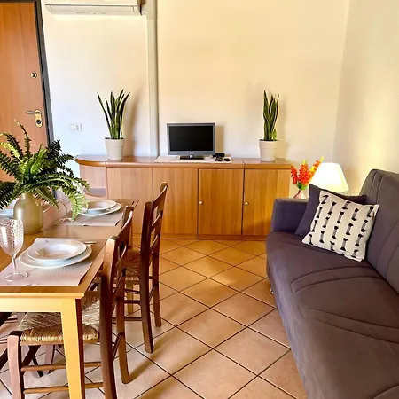 La Casa Di Gio In Centro 奧爾比亞